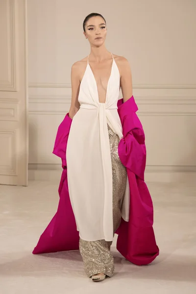 Look 30